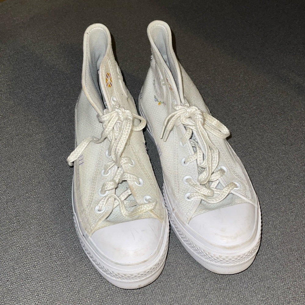 Converse platform size 9